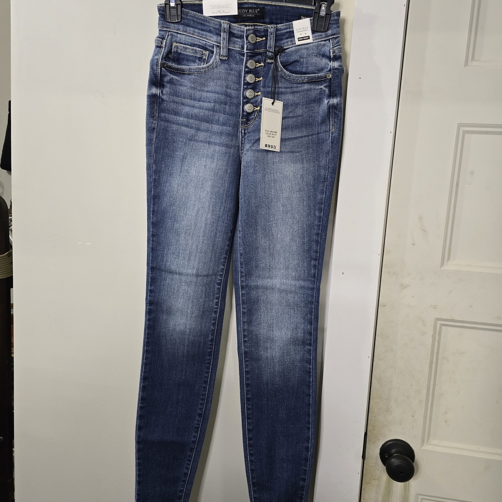 Size 24! Judy Blue Womens Skinny Jeans